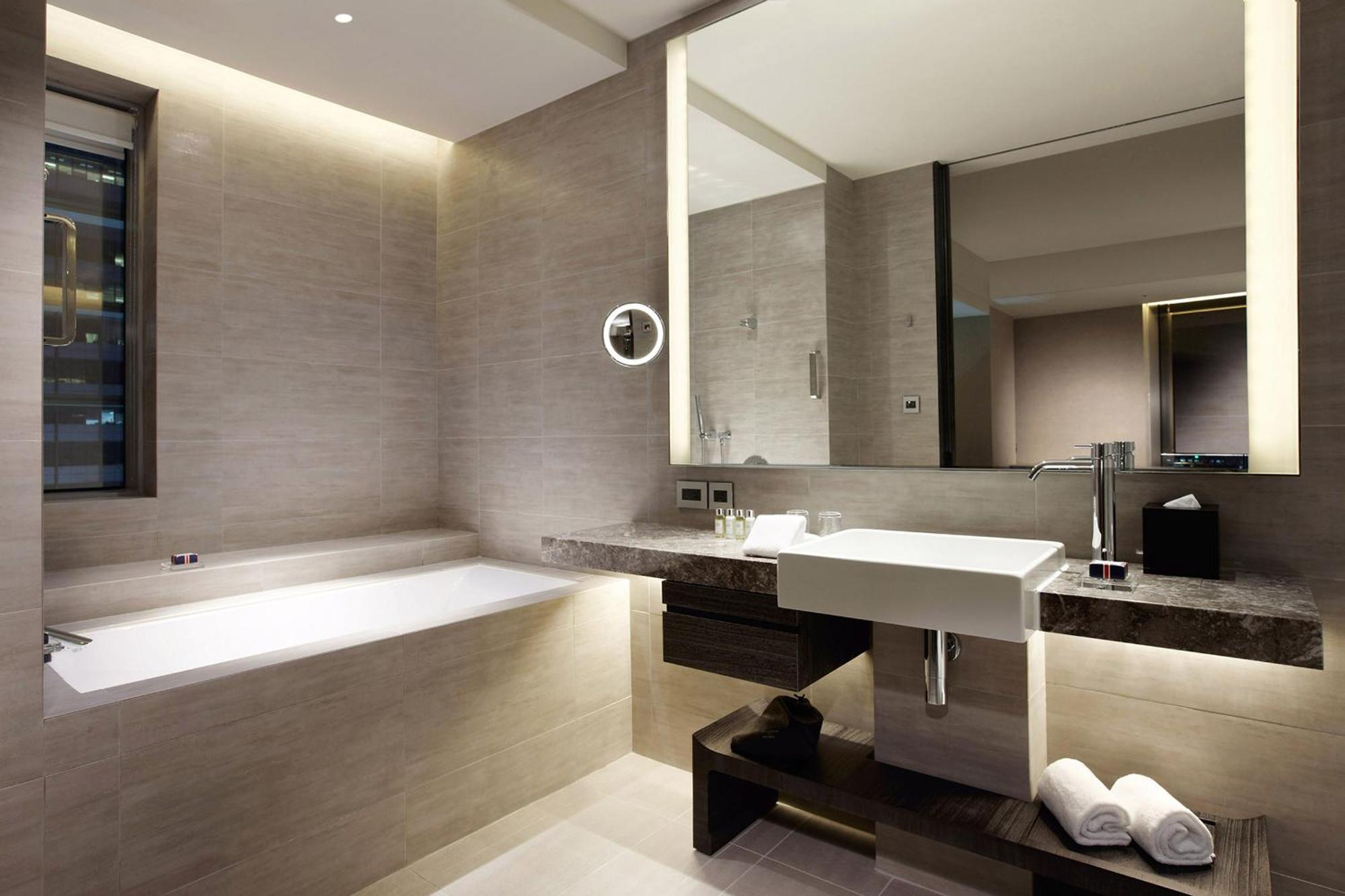 Humble House Taipei, Curio Collection By Hilton Hotell Exteriör bild Bathroom